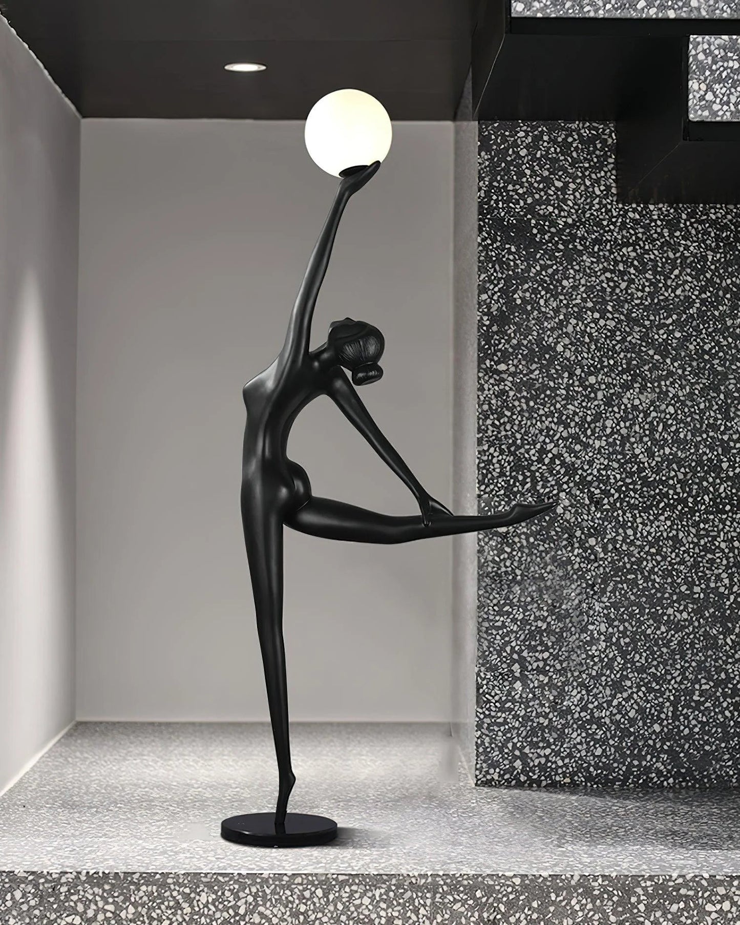 Sculpture Floor Lamp